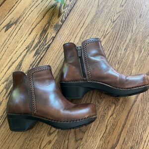 Dansko Scout ankle boots, sz 38